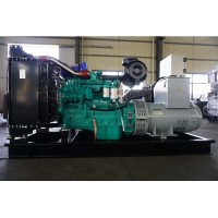 四川內江出租康明斯動力配套100KW柴油發(fā)電機組